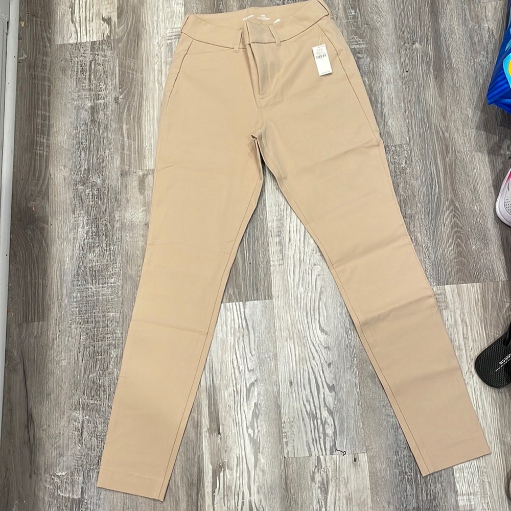 Old Navy Pixie Pant